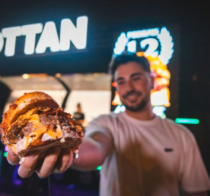 The Champions Burger y los food trucks: el negocio detrás del evento