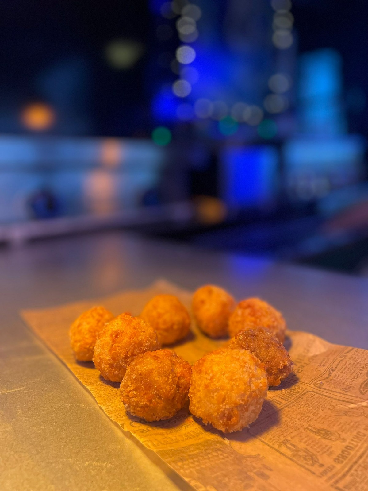 Una selección de las croquetas más populares de MARI & LOGI Croqueteria. ¡Sabores irresistibles para todos los gustos! Fuente: @marilogicroqueteria 