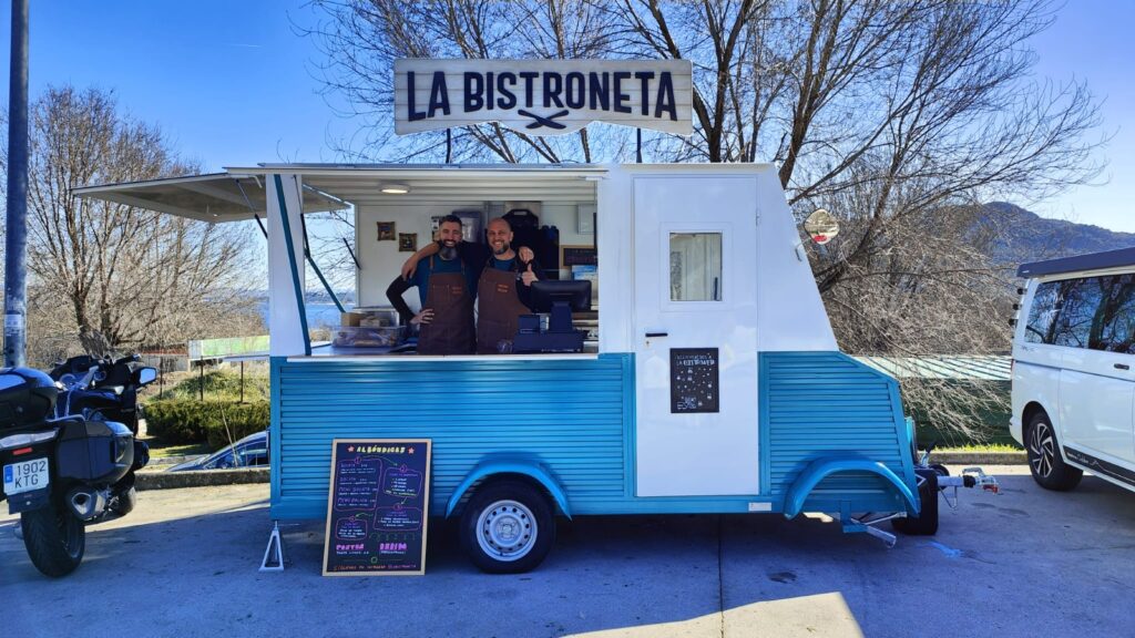 La Bistroneta, el food truck de albóndigas que está revolucionando Manzanares el Real