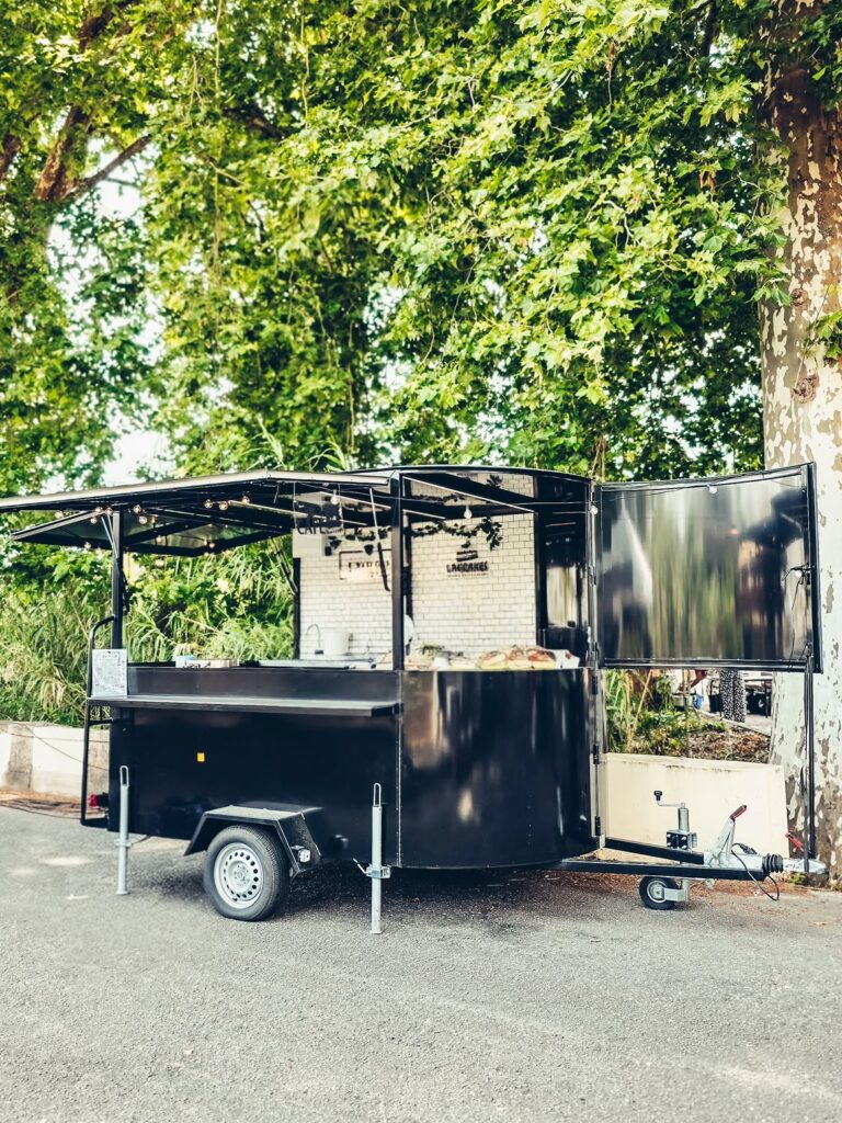 Premium One XXL Food Truck Premium One XXL Food Truck